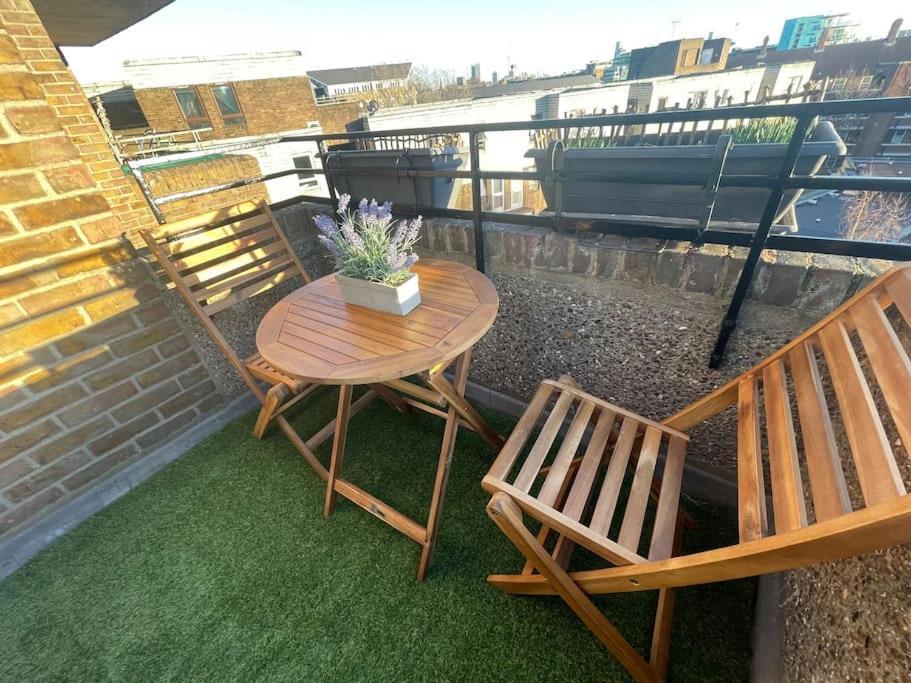 Apartament Stylish Flat Next To Tower Of And Skd Marina *